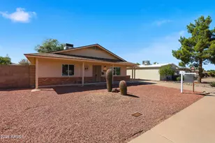 2331 E Betty Elyse Ln, Phoenix, AZ 85022 - Photo 1