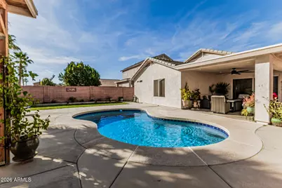 13163 W Gelding Circle, Surprise, AZ 85379 - Photo 12