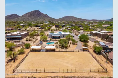 44015 N 20th Street, New River, AZ 85087 - Photo 16