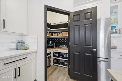 2328 S Sorrelle Street, Mesa, AZ 85209 - Photo 4