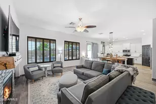 2328 S Sorrelle St, Mesa, AZ 85209 - Photo 8