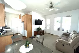 10960 N 67th Ave, Glendale, AZ 85304 - Photo 6