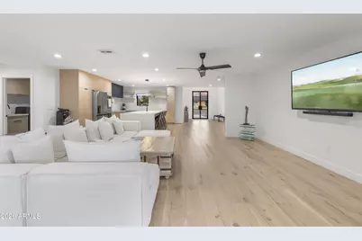 4639 E Osborn Road, Phoenix, AZ 85018 - Photo 16