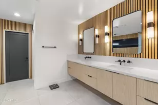 4639 E Osborn Rd, Phoenix, AZ 85018 - Photo 28