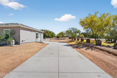 4837 E Smokehouse Trail, Cave Creek, AZ 85331 - Photo 32