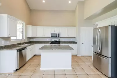 3424 E Pinot Noir Avenue, Gilbert, AZ 85298 - Photo 10