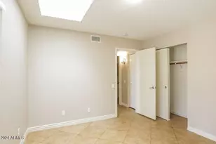 7030 S 42nd St, Phoenix, AZ 85042 - Photo 12