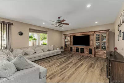 2540 E Hazeltine Way, Chandler, AZ 85249 - Photo 12