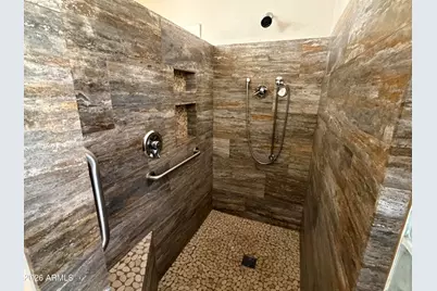 8498 W Quail Track Drive, Peoria, AZ 85383 - Photo 18