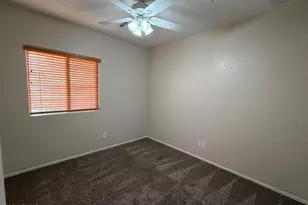 8498 W Quail Track Dr, Peoria, AZ 85383 - Photo 26
