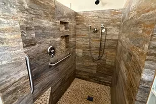 8498 W Quail Track Dr, Peoria, AZ 85383 - Photo 18