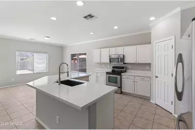 44117 W Windrose Drive, Maricopa, AZ 85138 - Photo 4