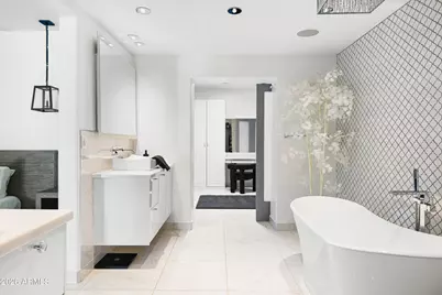 10011 E Windrose Drive, Scottsdale, AZ 85260 - Photo 18