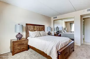 7940 E Camelback Rd, Scottsdale, AZ 85251 - Photo 18