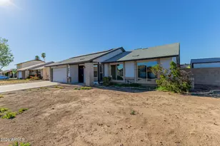 962 E Hackamore St, Mesa, AZ 85203 - Photo 6