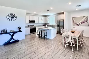 22764 N 184th Ln, Surprise, AZ 85387 - Photo 8