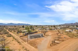 318 E Camino De Tundra, Huachuca City, AZ 85616 - Photo 10