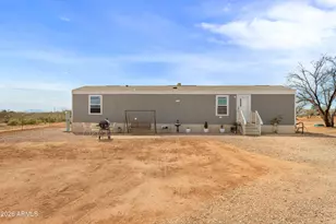 318 E Camino De Tundra, Huachuca City, AZ 85616 - Photo 8