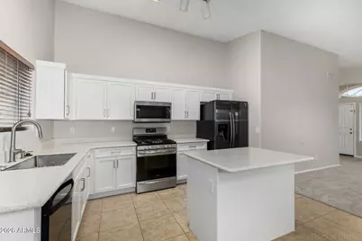 313 E Sherri Drive, Gilbert, AZ 85296 - Photo 12