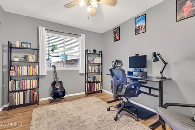 203 E Desert Lane, Gilbert, AZ 85234 - Photo 22