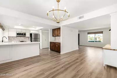 7804 N 47th Avenue, Glendale, AZ 85301 - Photo 8