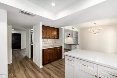 7804 N 47th Avenue, Glendale, AZ 85301 - Photo 12