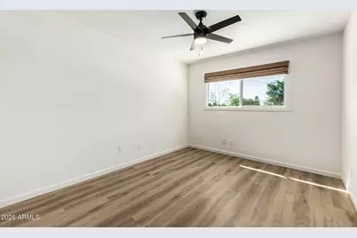 7804 N 47th Avenue, Glendale, AZ 85301 - Photo 22