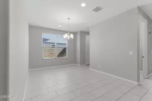 13505 W Remuda Dr, Peoria, AZ 85383 - Photo 4