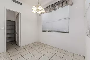 17233 N Thornberry Dr, Surprise, AZ 85374 - Photo 12