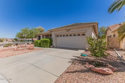 17233 N Thornberry Drive, Surprise, AZ 85374 - Photo 2