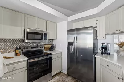 4714 W Villa Theresa Drive, Glendale, AZ 85308 - Photo 8