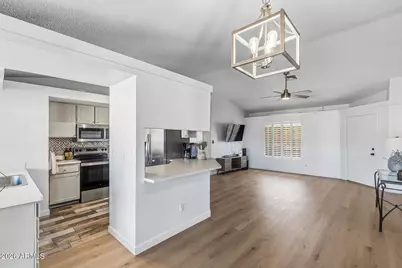 4714 W Villa Theresa Drive, Glendale, AZ 85308 - Photo 8