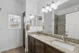 203 E Saddle Butte St, Apache Junction, AZ 85119 - Photo 24