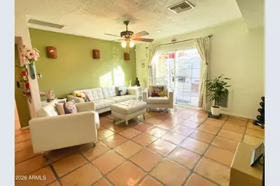 2107 E Monte Vista Road, Phoenix, AZ 85006 - Photo 2