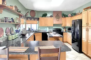 891 W Paseo Potrerro, Green Valley, AZ 85622 - Photo 4
