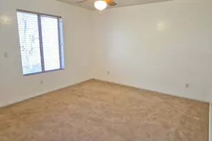 16438 N 72nd Ln, Peoria, AZ 85382 - Photo 10