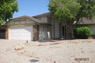 10974 E Mary Katherine Dr, Scottsdale, AZ 85259 - Photo 2