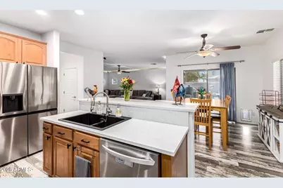 16788 W Tether Trail, Surprise, AZ 85387 - Photo 10