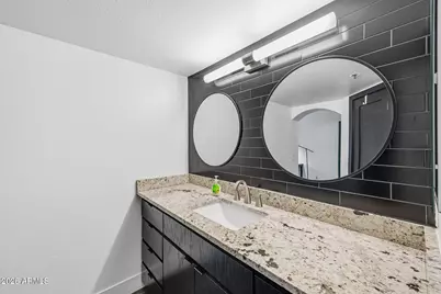 5104 N 32nd Street #324, Phoenix, AZ 85018 - Photo 32