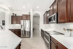 28423 N 129th Dr, Peoria, AZ 85383 - Photo 18