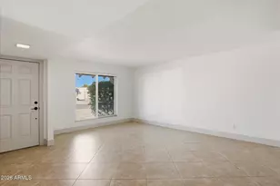 3131 W Clinton St, Phoenix, AZ 85029 - Photo 2