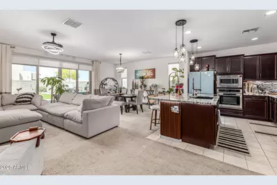 17460 W Larkspur Drive, Surprise, AZ 85388 - Photo 10