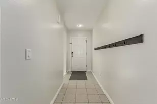 2177 E Gillcrest Rd, Gilbert, AZ 85298 - Photo 2