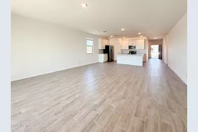 24265 W Bowker Street, Buckeye, AZ 85326 - Photo 4