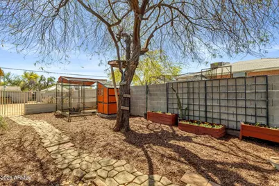 1717 W Clarendon Avenue, Phoenix, AZ 85015 - Photo 44