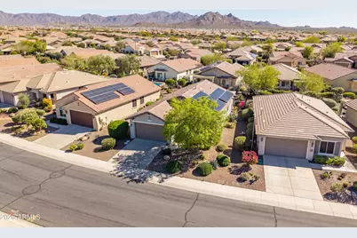 27077 W Escuda Drive, Buckeye, AZ 85396 - Photo 6