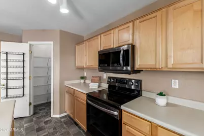 22851 W Mohave Street, Buckeye, AZ 85326 - Photo 10