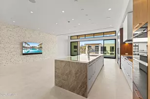 6587 N Palmeraie Blvd, Paradise Valley, AZ 85253 - Photo 8