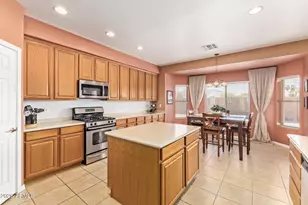 2813 E Cedar Waxwing Dr, Gilbert, AZ 85298 - Photo 8