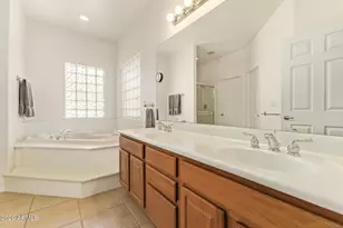 2813 E Cedar Waxwing Dr, Gilbert, AZ 85298 - Photo 10